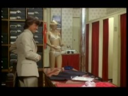 'Intimate Lingerie (English Language)' screenshot nº 13