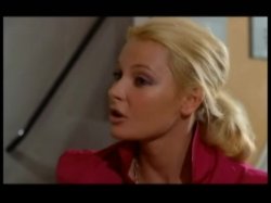 'Intimate Lingerie (English Language)' screenshot nº 25