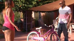 Captura de 'Big Butt Black Girls On Bikes 5' nº 50