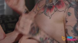 Captura de 'Esme Rogue's Romantic Blowjob Session With Kitt Jones' nº 5