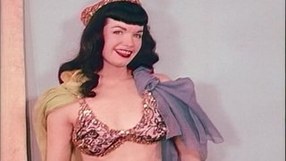 Bettie Page: Pin Up Queen - Scène1 - 3