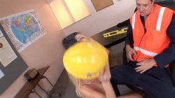 'Big Boobs In Uniform' screenshot nº 95