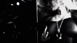 'Into The Dark' screenshot nº 36