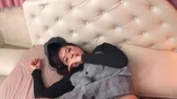 Captura de 'Insertion While Still Wearing Clothes! Feminine Elder Sister' nº 69