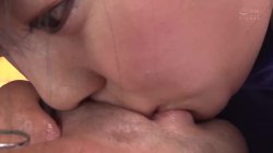 'Close Tongue Kissing x Slow Thigh Rubbing' screenshot nº 35