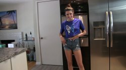Captura de 'Skinny Dipping Vacations' nº 100