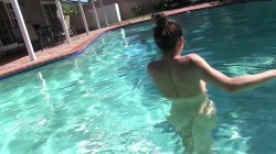 Captura de 'Skinny Dipping Vacations' nº 108