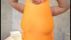 Captura de 'Big Busty MILFs 4' nº 2