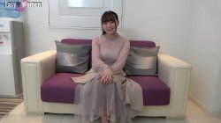 Captura de 'Baby-Faced G-Cup Cafe Clerk With A Soft, Fair-Skinned Body' nº 2