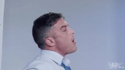 Captura de 'Control Her' nº 11