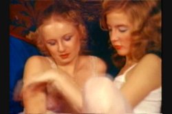 Captura de 'Loving Lesbos' nº 19