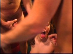 Captura de 'Viewer Discretion Advised 2' nº 65