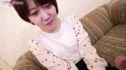Captura de 'The Intense Shoot Of An Elegant Wife With A Short Haircut' nº 15