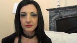 Captura de 'A Mature Spanish Woman and a Filipino Teenager are Having Sex' nº 2