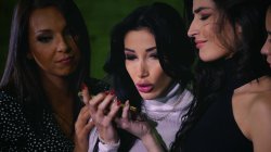 Captura de 'Revenge (Movie + Behind the Scenes)' nº 119