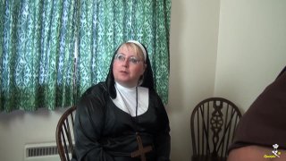 The Naughty Nuns - Scène1 - 2