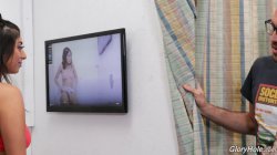 Captura de 'Interracial Gloryhole Teens Vol. 5' nº 137