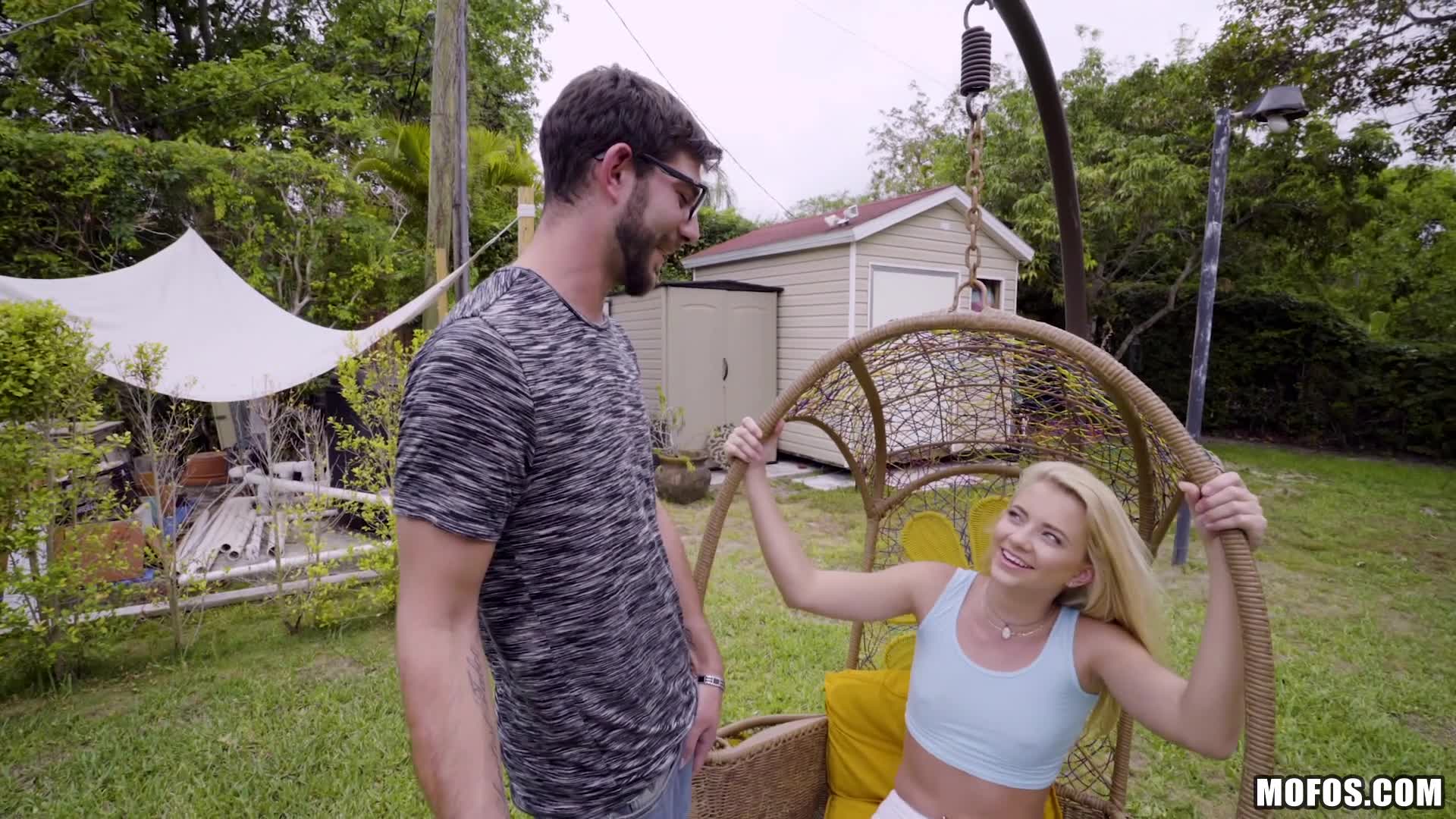 riley star and logan long in answer #1880665