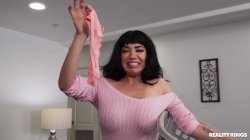 Captura de 'Moms Lick Teens Vol. 36' nº 61