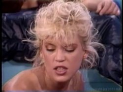 'Retro Chicks Play Dress Up' screenshot nº 35