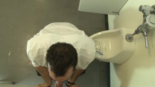 Tranny Glory Hole Surprise 3 - Scène4 - 2