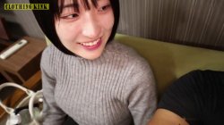 'First Shoot: 21-Year-Old Beautiful College Student - 'Wanna Watch Netflix at My Place?' screenshot nº 12