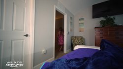 Captura de 'Mature MILF Step Mom Cures Step Son's NonStop Erection' nº 13