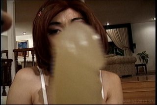 Granny Loves a Tranny - Scène1 - 2