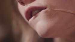 Captura de 'Girls Fucking Older Women' nº 43