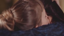 Captura de 'Girls Fucking Older Women' nº 10