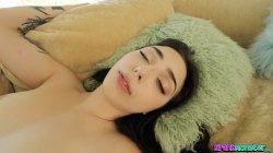 Captura de 'Sultry Brunette Sex Goddess Scarlett Rosewood Sloppy Slurpy Bj Delicious Creampie Ride' nº 94