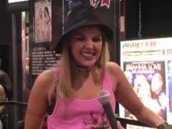 Captura de '2008 AVN Interview - Brianna Love' nº 14