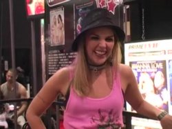 Captura de '2008 AVN Interview - Brianna Love' nº 18