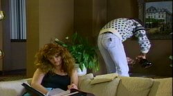 'Naughty Neighbors' screenshot nº 60
