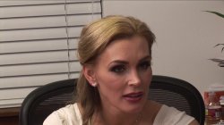 Captura de 'Lesbian Office Seductions 5' nº 46