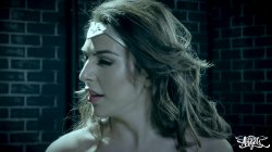Captura de 'Chanel: Angel Unveiled' nº 10