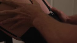 Captura de 'Dad's Got A Sexy New Wife' nº 5