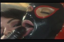 Captura de 'House Of Latex' nº 25