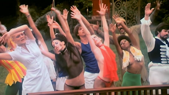 Alice Goes To Royal Court And An Orgy Ensues Image