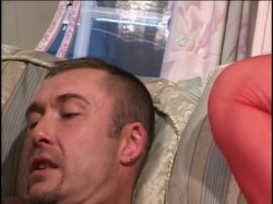 Captura de 'Lock Cock & 2 Smoking Bimbos 2' nº 16