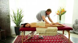 'Undercover Masseuse' screenshot nº 64