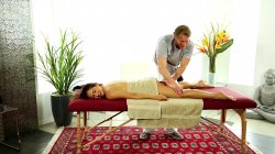 'Undercover Masseuse' screenshot nº 70