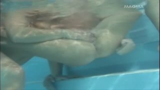 Geller Sex Im Pool - Cena3 - 4