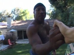 Captura de 'My Daughter Likes 'Em Dark 2' nº 5