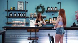 Captura de 'My Neighbor's A Lesbo!' nº 3