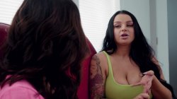 Captura de 'My Neighbor's A Lesbo!' nº 88