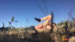 Captura de 'Sweet Young Pussy In The Open Desert' nº 82