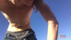 Captura de 'Sweet Young Pussy In The Open Desert' nº 112