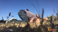 Captura de 'Sweet Young Pussy In The Open Desert' nº 48
