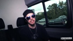 Captura de 'Black on White (LetsDoeIt)' nº 107